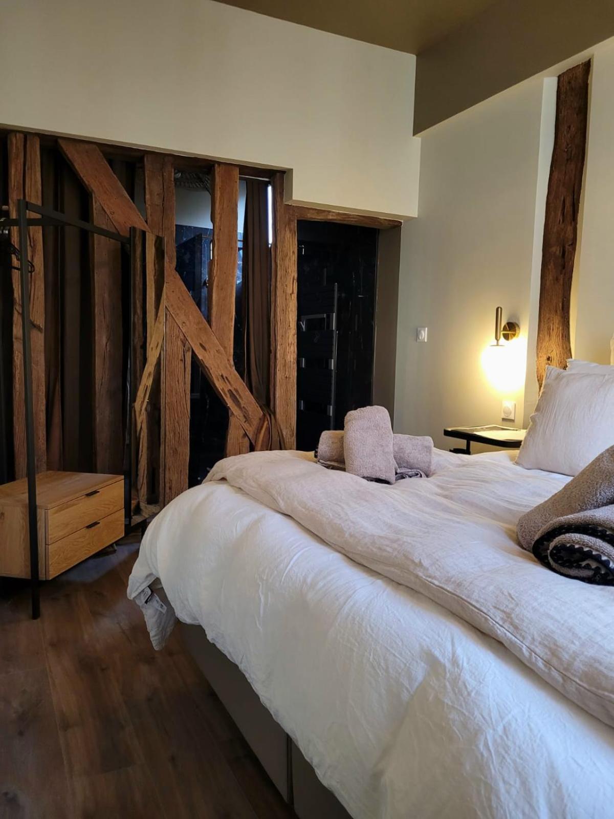 Tresors De Sens Bed & Breakfast Dış mekan fotoğraf