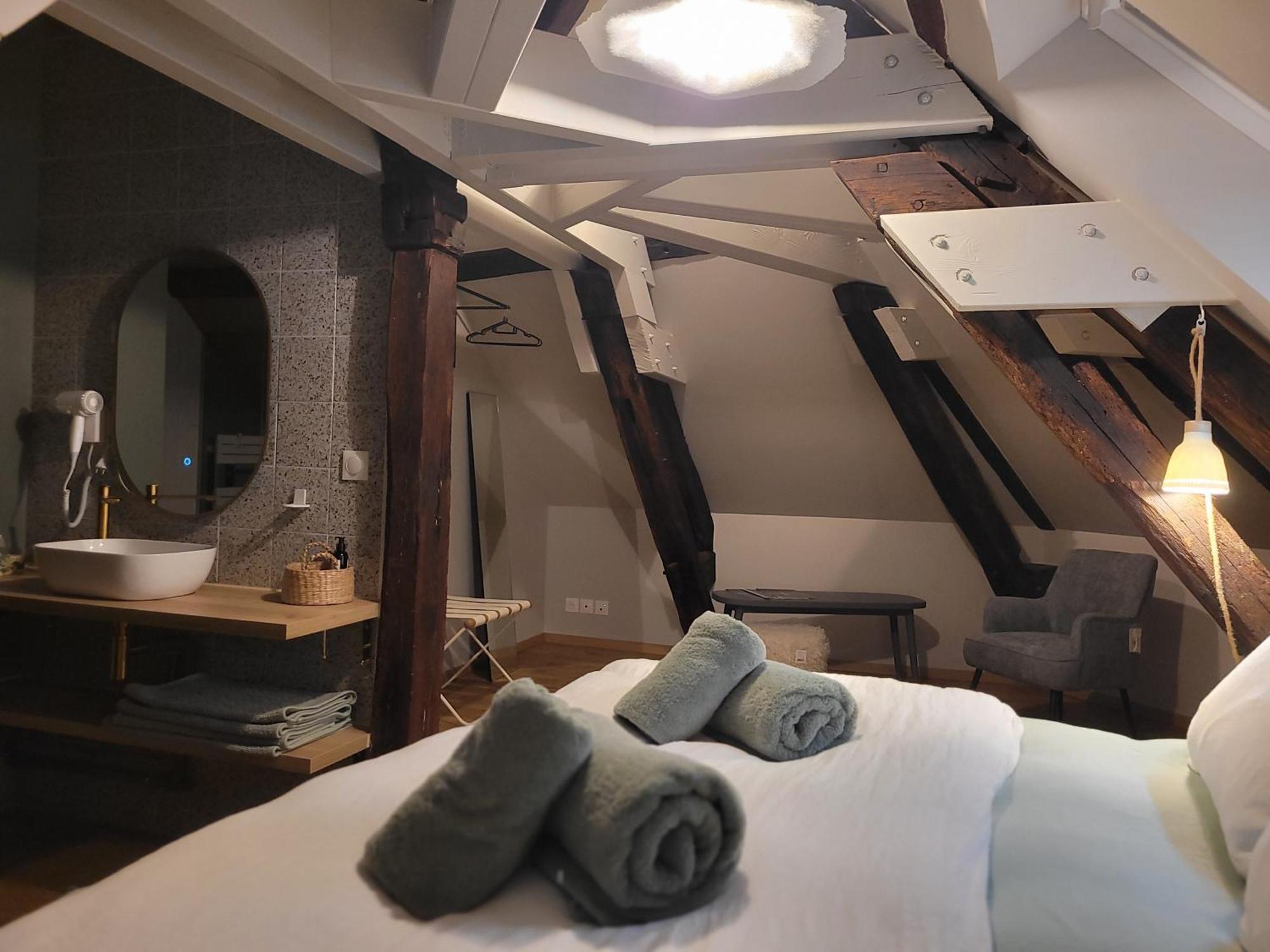Tresors De Sens Bed & Breakfast Dış mekan fotoğraf